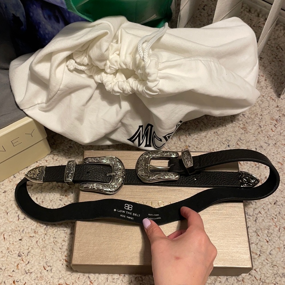B-low The belt belt. Brand new.